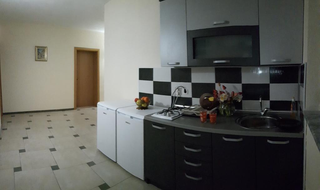 Ps Apartments - Peshtani Пештані Екстер'єр фото